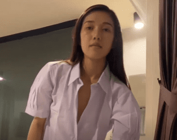 นักศึกษาไทยขย่มควย ดูคลิปโป2022 น้องดรีมสาวน้อยผิวสวยวันนี้มาแจกความเสียวxxx onlyfans นั่งบดกระดอแฟนสดๆไม่สวมถุงยางอนามัย